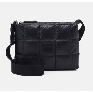 カルバンクライン(Calvin Klein)のカルバンクライン  RELAXED QUILT CAMERA UNISEX(ショルダーバッグ)