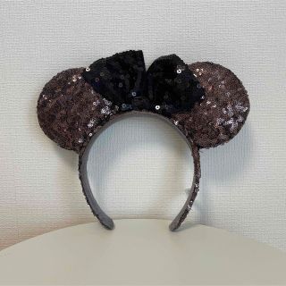 ディズニー(Disney)のディズニー　ミニー　カチューシャ　スパンコール　ゴールド(カチューシャ)