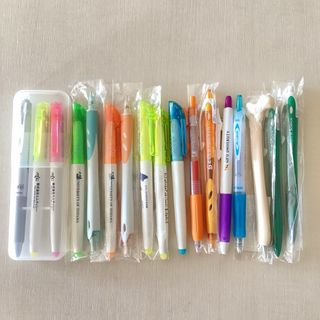 パイロット(PILOT)の【新品・未使用】PILOT ZEBRA pentel ボールペン・マーカー15本(ペン/マーカー)