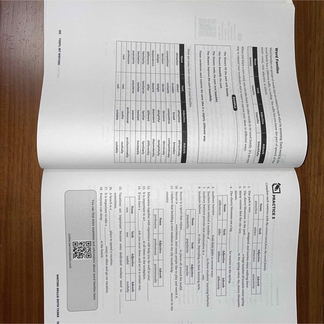 Barron’s TOEFL writing  エンタメ/ホビーの本(語学/参考書)の商品写真