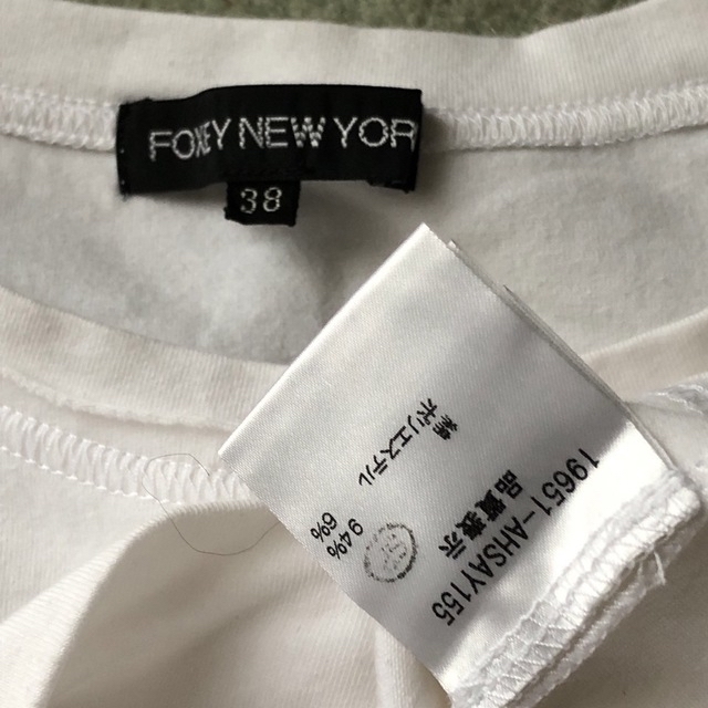 FOXEY(フォクシー)のFOXEY NY フォクシーニューヨーク 38 未使用 Tシャツ レディースのトップス(Tシャツ(半袖/袖なし))の商品写真