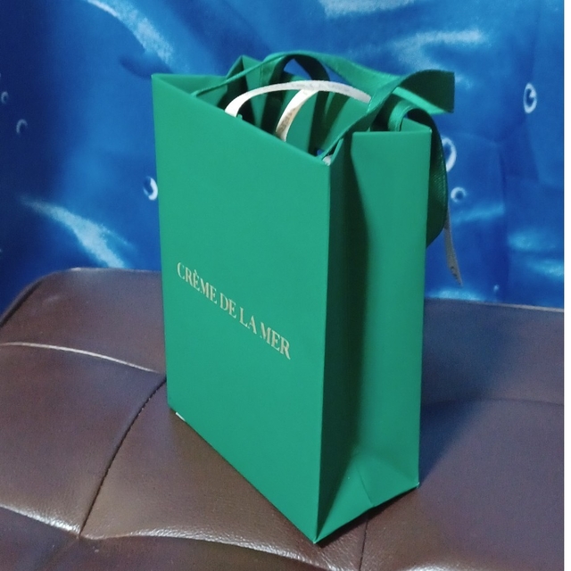 DE LA MER(ドゥラメール)のドゥ・ラ・メール  ショップ袋 商品パンフレット ショッパー コスメ/美容のコスメ/美容 その他(その他)の商品写真