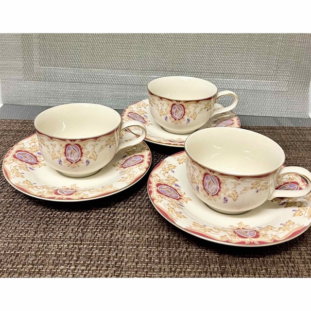 HOYA CHINA WARE Ivory アイボリー カップ&ソーサー レトロの HOYA CHINA WARE Ivory アイボリー カップ&ソーサー レトロの
