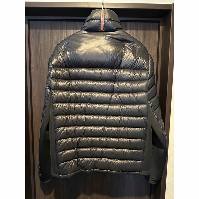 美品 メンズ プラダ ダウン 細身シルエット サイズ48 ブラック