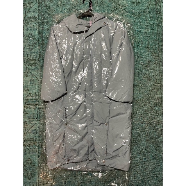 HOUDINI(フディーニ)のhoudini フーディニ　cloud ライトグレー メンズのジャケット/アウター(ナイロンジャケット)の商品写真