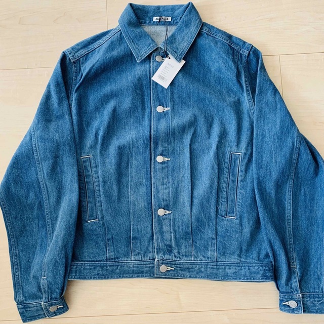 AURALEE(オーラリー)のAURALEE SELVEDGE LIGHT DENIM BLOUSON メンズのジャケット/アウター(Gジャン/デニムジャケット)の商品写真