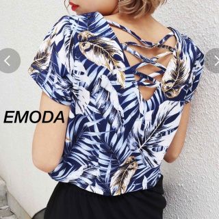 エモダ(EMODA)のEMODA 2WAYネッククロストップ ショート丈(シャツ/ブラウス(半袖/袖なし))