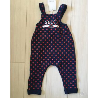 グッチ(Gucci)のgucci polka dot ポルカドット　水玉　ロゴ　赤　オールインワン(ロンパース)