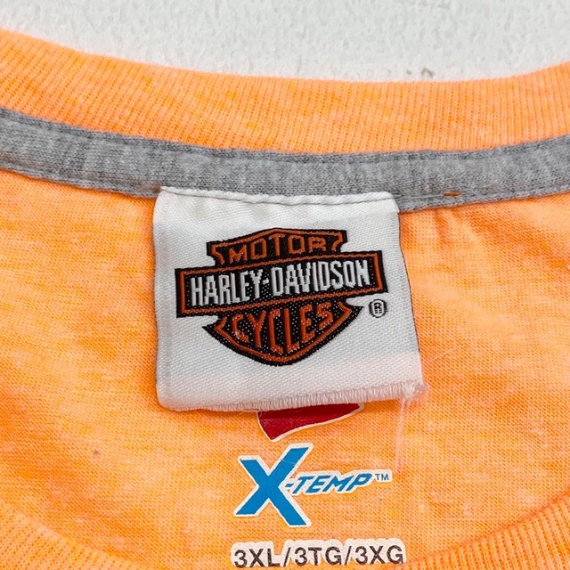 Hanes(ヘインズ)の【中古】 ハーレー ダビッドソン HARLEY-DAVIDSON Tシャツ 半袖 ショートスリーブ スカル ロゴ 両面プリント Hanes X-TEMP サイズ：3XL オレンジ 古着 中古 mellow メンズのトップス(Tシャツ/カットソー(半袖/袖なし))の商品写真