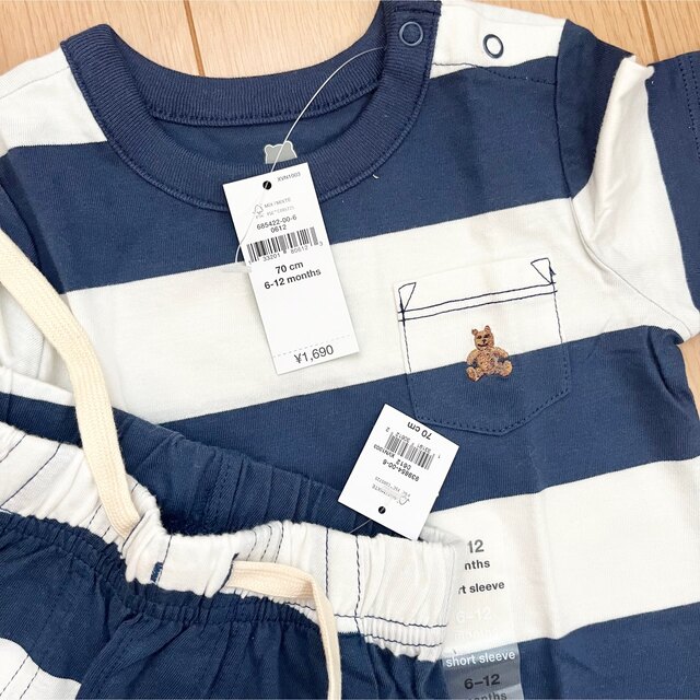 babyGAP 新品☆baby gapロンパース＆ショートパンツ70 男の子 半ズボン 半袖 夏の通販 by  週1発送☆急ぎの方購入前にコメント下さい｜ベビーギャップならラクマ