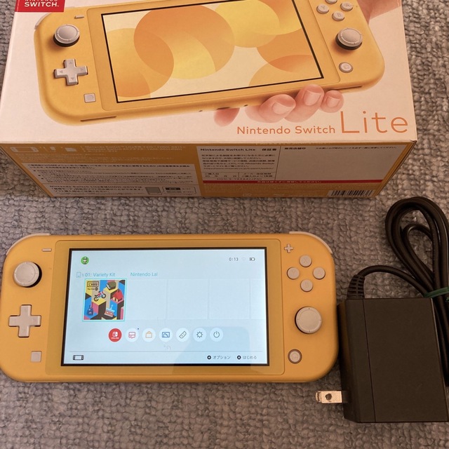 Nintendo Switch(ニンテンドースイッチ)のNintendo Switch Liteイエロー本体セット動作品 エンタメ/ホビーのゲームソフト/ゲーム機本体(携帯用ゲーム機本体)の商品写真