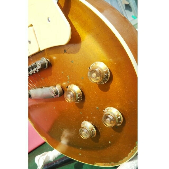 ハードレリック  ゴールドトップ レスポールタイプ ソープバーPU 楽器のギター(エレキギター)の商品写真