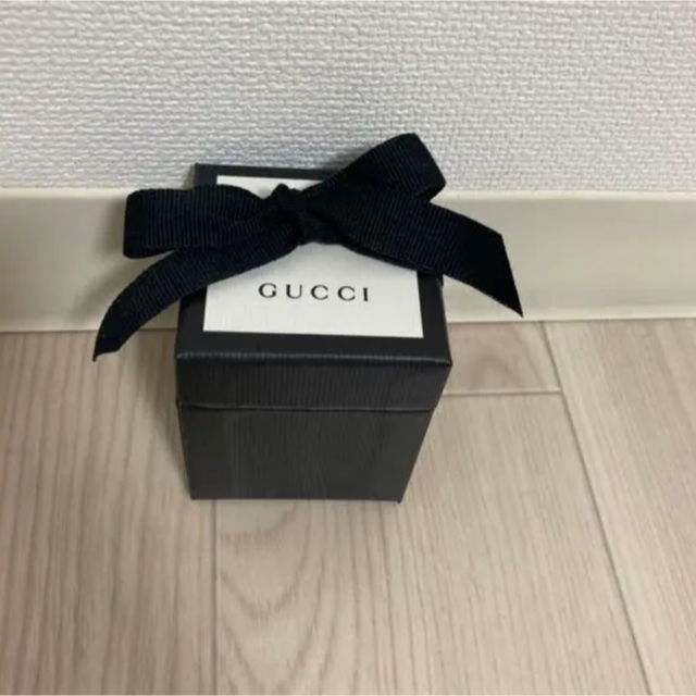 グッチGUCCシルクツイル フローラ プリント ネックボウ