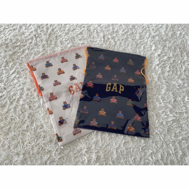 GAP Kids(ギャップキッズ)のGAP オリジナルグラフィックバッグ キッズ/ベビー/マタニティのこども用バッグ(ランチボックス巾着)の商品写真