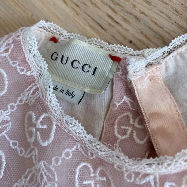 Gucci(グッチ)のグッチチルドレン　レースワンピース キッズ/ベビー/マタニティのキッズ服女の子用(90cm~)(ワンピース)の商品写真