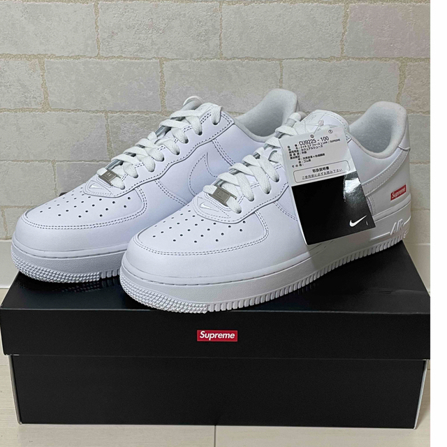 Supreme × Nike Air Force 1 Low whiteシュプリーム