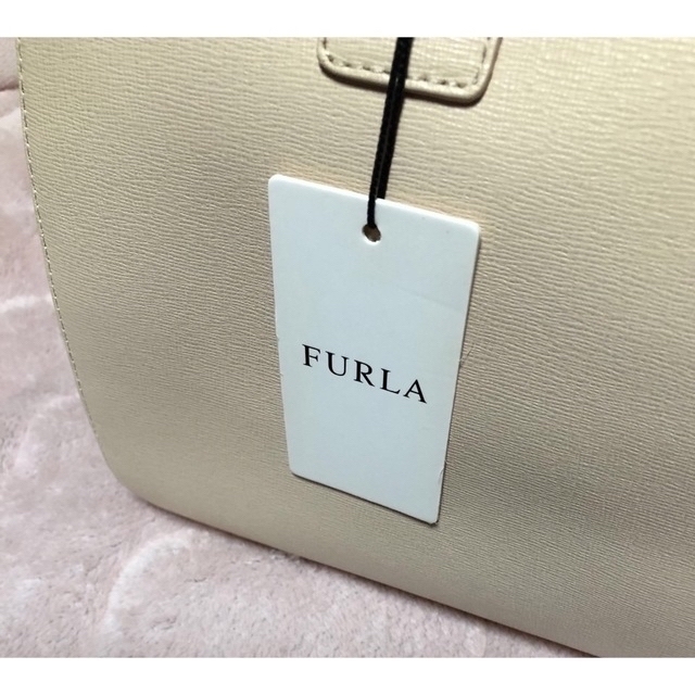 Furla(フルラ)の限界値下げ【新品•未使用】FURLA フルラ2wayバッグ‼️ピンクベージュ❗️ エンタメ/ホビーのエンタメ その他(その他)の商品写真