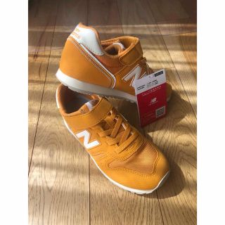 ニューバランス(New Balance)の【新品】21㎝　ニューバランスYV373 BL2 イエロー　キッズ(スニーカー)