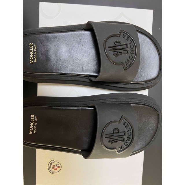 MONCLER(モンクレール)のモンクレール　MONCLER SLYDER サンダル レディースの靴/シューズ(サンダル)の商品写真