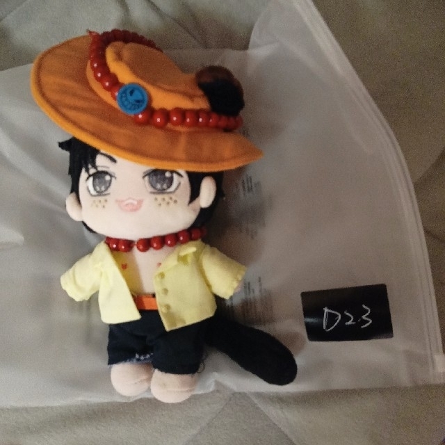 ぬいぐるみ onepiece エース 20cm 衣装付き 絶版の通販 by R's ぬいぐるみ onepiece エース 20cm 衣装付き 絶版の通販 by R's