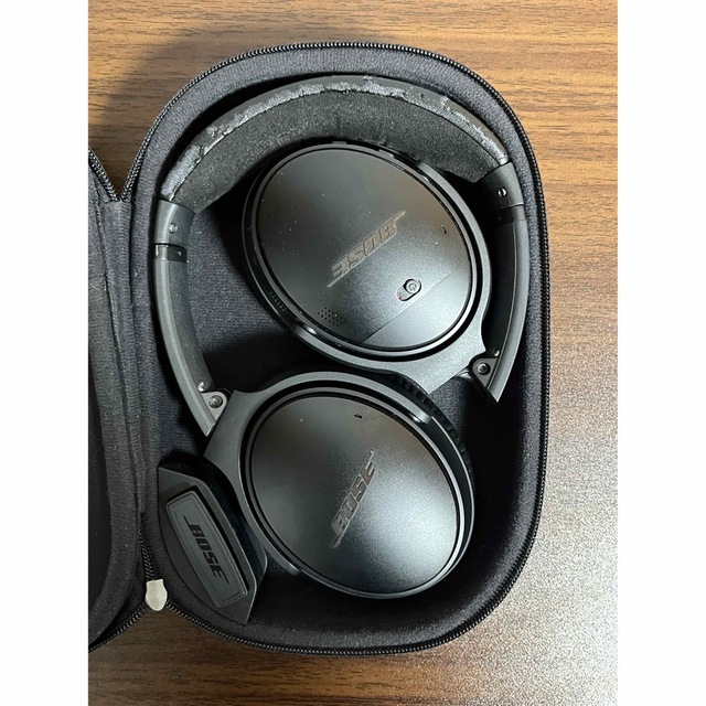 BOSE(ボーズ)のQuietComfort 35 wireless headphones qc35 スマホ/家電/カメラのオーディオ機器(ヘッドフォン/イヤフォン)の商品写真