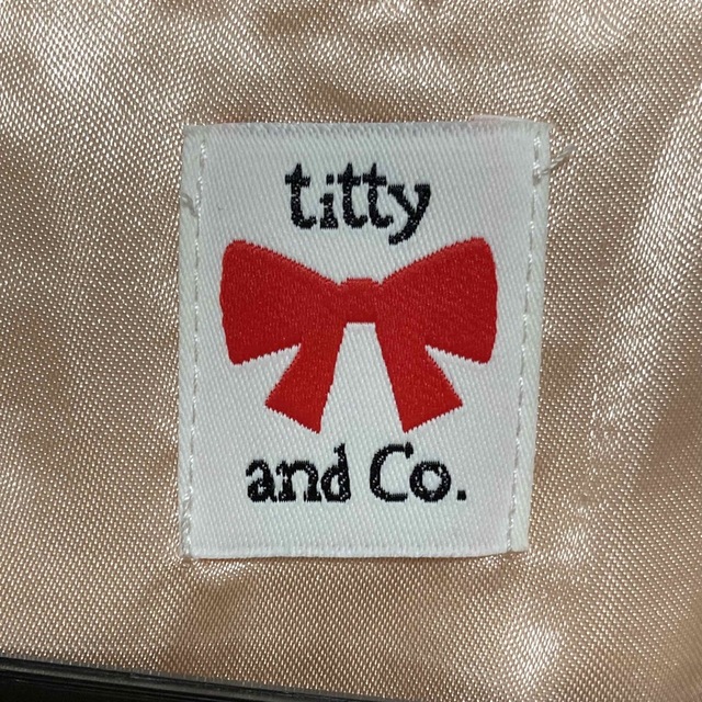titty&co(ティティアンドコー)のtitty&Co.　花柄レース　ワンピース　★ レディースのワンピース(ひざ丈ワンピース)の商品写真