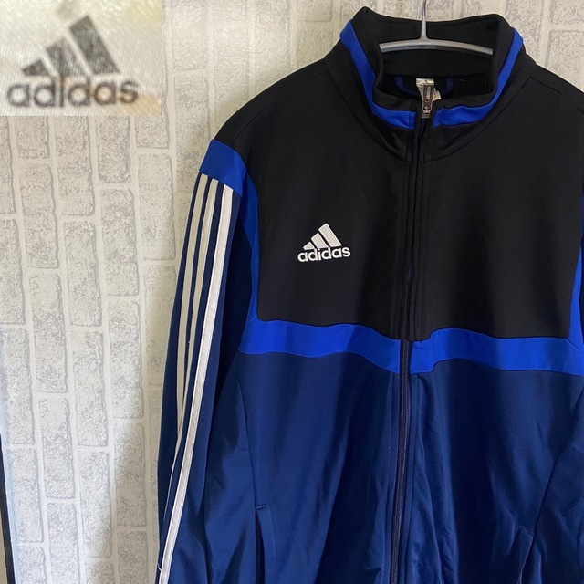 adidas(アディダス)の【人気】R49 Adidas アディダス トラックジャケット 古着 ジャケット メンズのトップス(ジャージ)の商品写真