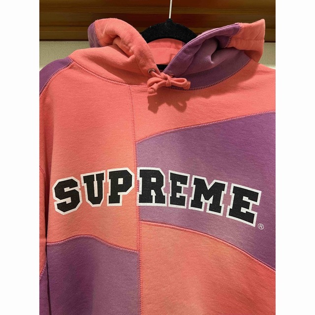 Supreme(シュプリーム)のSUPREME フーディー M メンズのトップス(パーカー)の商品写真