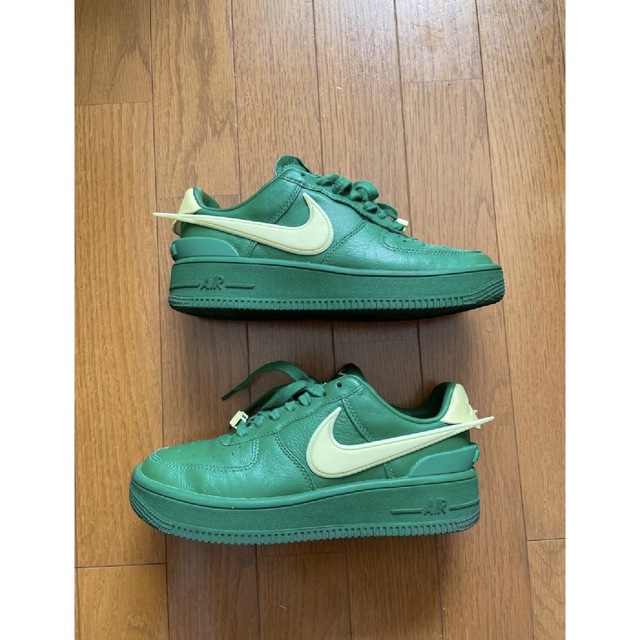 NIKE(ナイキ)のNIKE x AMBUSH AIR FORCE 1 LOW SP メンズの靴/シューズ(スニーカー)の商品写真