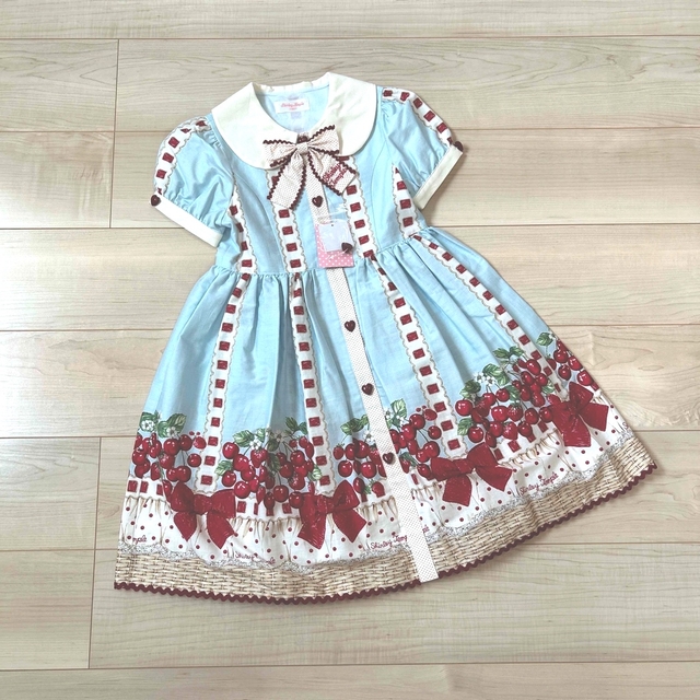 Shirley Temple(シャーリーテンプル)の未使用   Shirley Temple  OP  130 キッズ/ベビー/マタニティのキッズ服女の子用(90cm~)(ワンピース)の商品写真