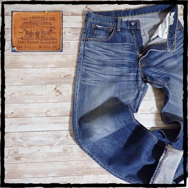 Levi's - Levi's リーバイス 703 ワイドジーンズ W32L32 腰履き設計の通販 by ☆ひとで☆'s shop|リーバイスならラクマ