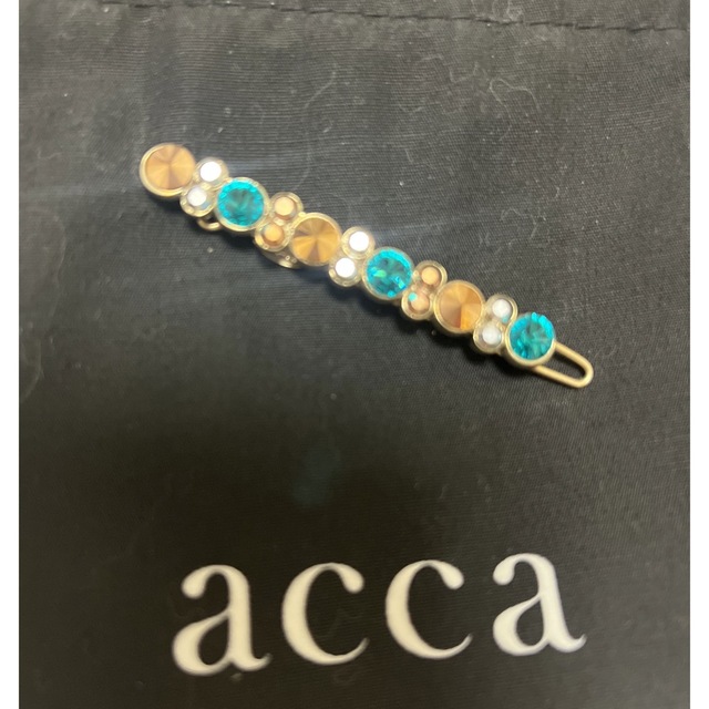 acca(アッカ)のacca ベリー グリーン系 カエル足 レディースのヘアアクセサリー(ヘアピン)の商品写真