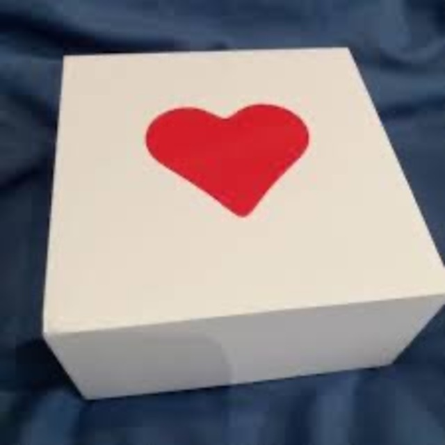 セール新品未使用Heart Buds ハートイヤホン 赤 heartbuds | www セール新品未使用Heart Buds ハートイヤホン 赤 heartbuds | www