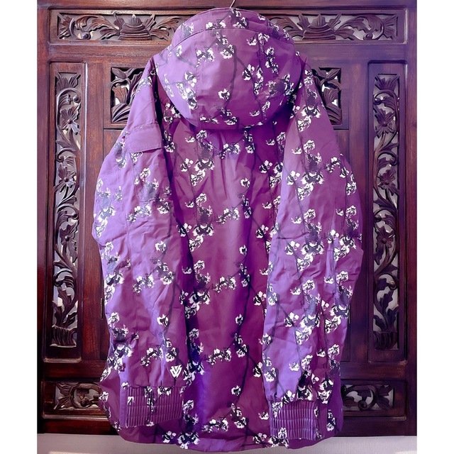 BURTON - バートン レア 桜 花柄 スキーウェア スノーウェア BURTON - バートン レア 桜 花柄 スキーウェア スノーウェア