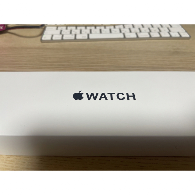 新品未開封　Apple watch SE 40mm ゴールド