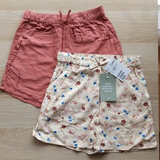 エイチアンドエム(H&M)のH&M　花柄　無地　ショートパンツ　２枚セット　130(パンツ/スパッツ)