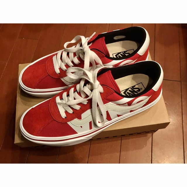 VANS(ヴァンズ)のVANS ROADRIP   V360LOGO   RED color メンズの靴/シューズ(スニーカー)の商品写真