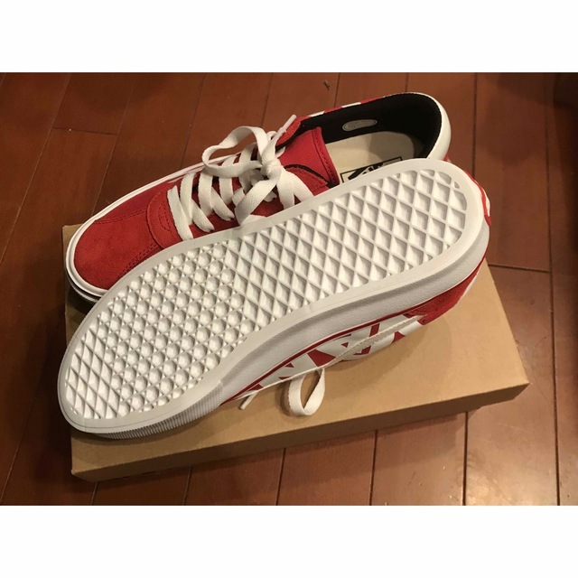 VANS(ヴァンズ)のVANS ROADRIP   V360LOGO   RED color メンズの靴/シューズ(スニーカー)の商品写真