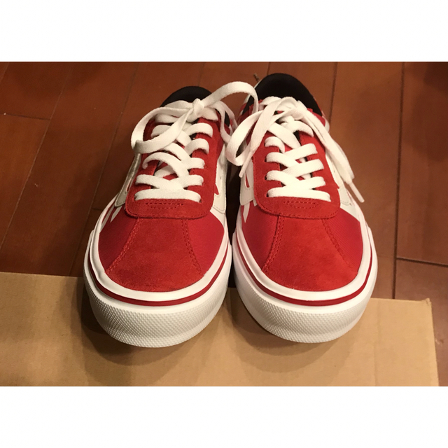 VANS(ヴァンズ)のVANS ROADRIP   V360LOGO   RED color メンズの靴/シューズ(スニーカー)の商品写真