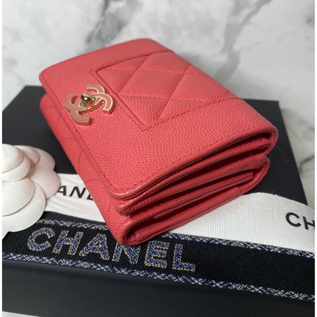 美品☆30番台】CHANEL ミニウォレット マドモアゼル / ピンク-