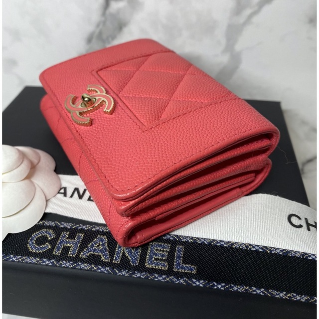 CHANEL(シャネル)の【美品☆30番台】CHANEL ミニウォレット マドモアゼル / ピンク レディースのファッション小物(財布)の商品写真