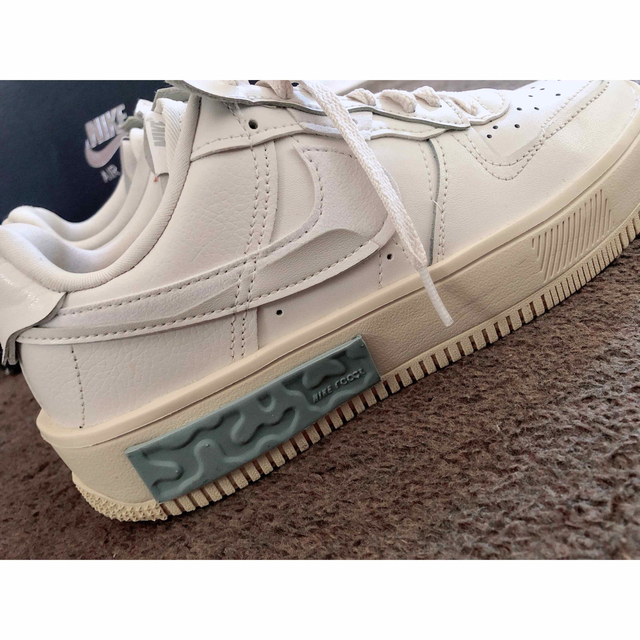 NIKE(ナイキ)のNIKE W AIR FORCE1 FONTANKA/エアフォース フォンタンカ レディースの靴/シューズ(スニーカー)の商品写真