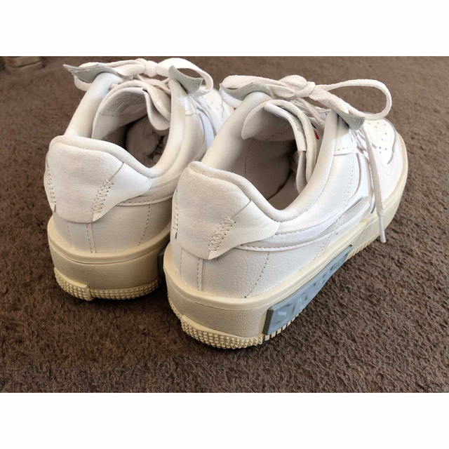 NIKE(ナイキ)のNIKE W AIR FORCE1 FONTANKA/エアフォース フォンタンカ レディースの靴/シューズ(スニーカー)の商品写真