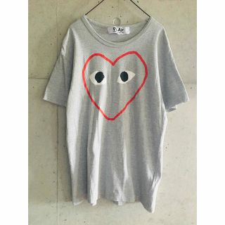 コムデギャルソン(COMME des GARCONS)の【★良品★希少★メンズL】プレイコムデギャルソン グレー ビッグハート Tシャツ(Tシャツ/カットソー(半袖/袖なし))