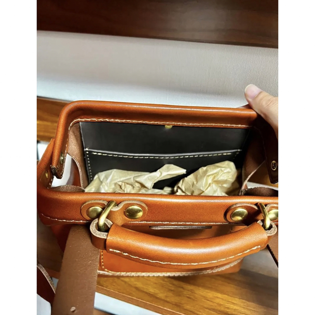 HERZ - (新品)HERZ クラウンショルダー チョコ レアの通販 by HERZ - (新品)HERZ クラウンショルダー チョコ レアの通販 by