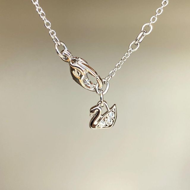 【新品未使用】【SWAROVSKI】【Disney】ネックレス　バタフライ 7