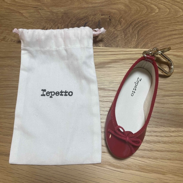 repetto(レペット)のrepetto レペット　キーホルダー＊新品未使用 レディースのファッション小物(キーホルダー)の商品写真