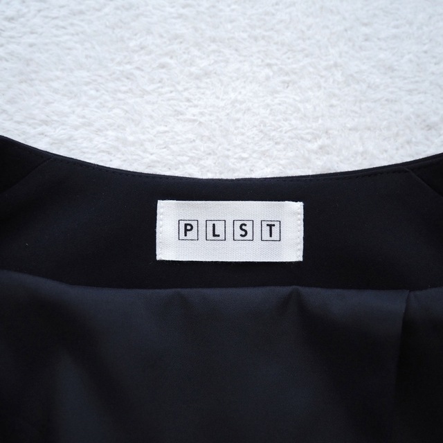 PLST(プラステ)のe'r'''m様専用です☻ レディースのジャケット/アウター(ノーカラージャケット)の商品写真