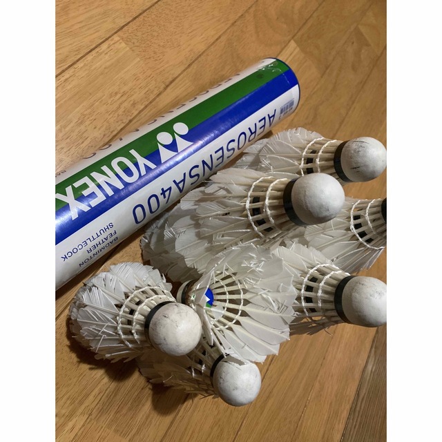 YONEX(ヨネックス)のヨネックス　中古シャトル スポーツ/アウトドアのスポーツ/アウトドア その他(バドミントン)の商品写真