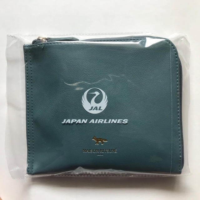 JAL(日本航空)(ジャル(ニホンコウクウ))のJAL国際線ビジネスクラス アメニティ4種6個スリッパセット メゾン･キツネ エンタメ/ホビーのコレクション(ノベルティグッズ)の商品写真